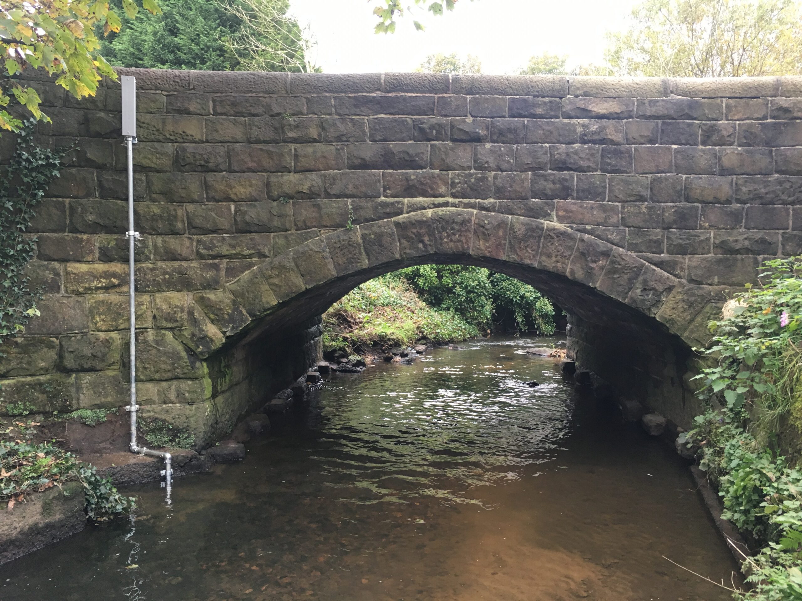 Telemetered flood warning system